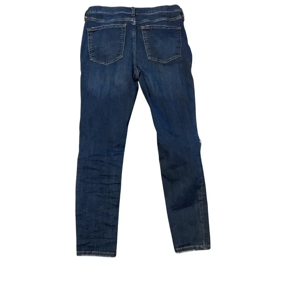 Free People Distressed Skinny Jean. Dark Wash. Size 30